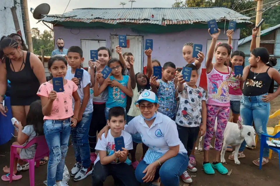 Ayúdanos a Transformar Vidas: Campaña de Donación de Útiles Escolares